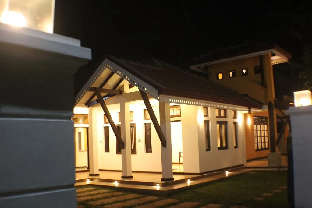Guest house Sayo Villa Kochchikade